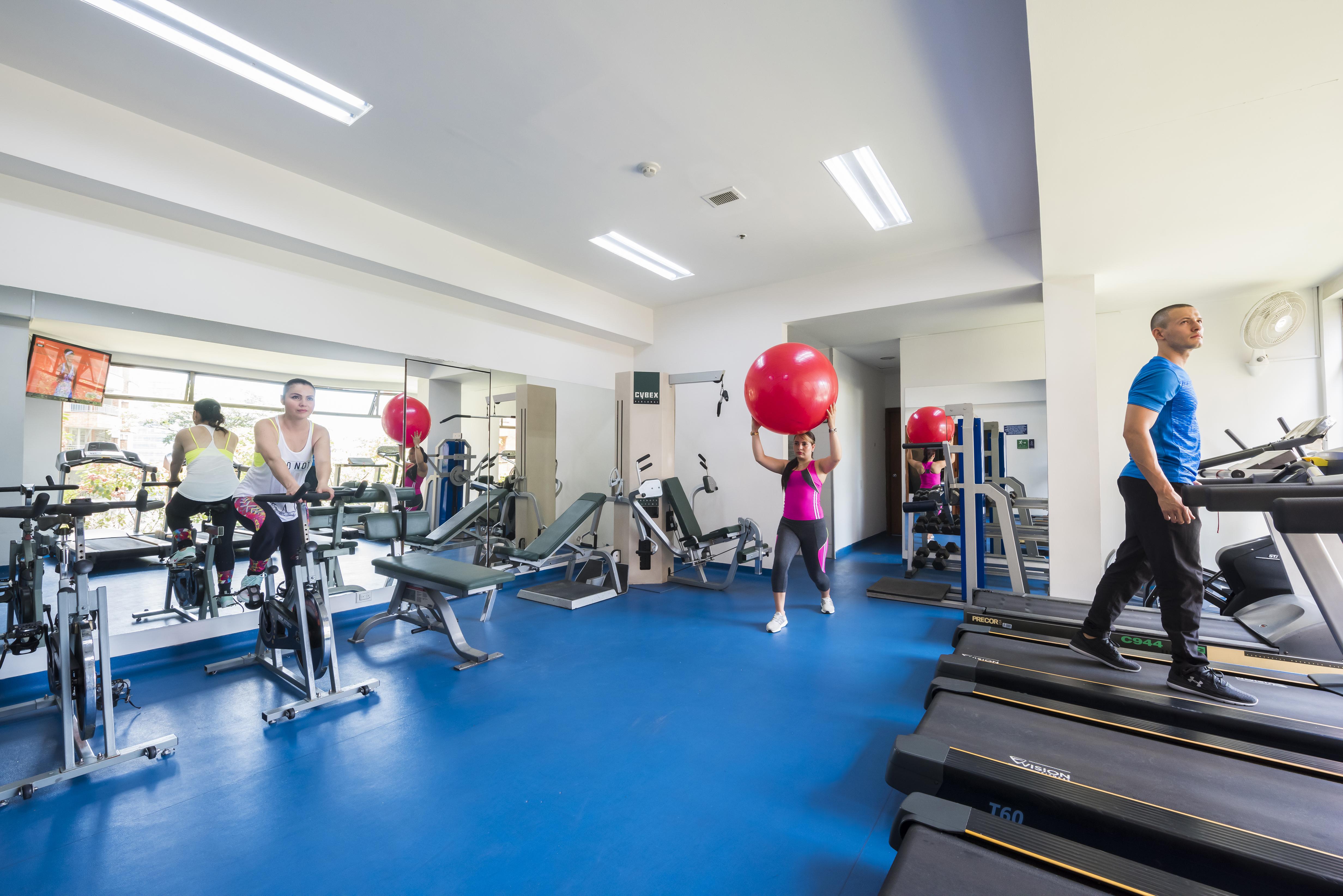 Hotel Dann Carlton Belfort Medellín Kültér fotó The gym at the University of Roehampton