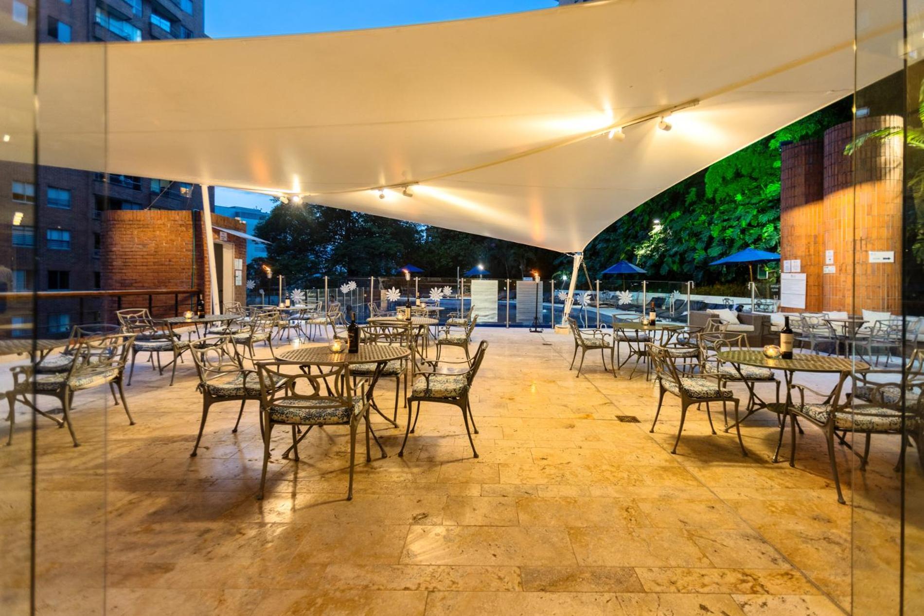 Hotel Dann Carlton Belfort Medellín Kültér fotó The terrace