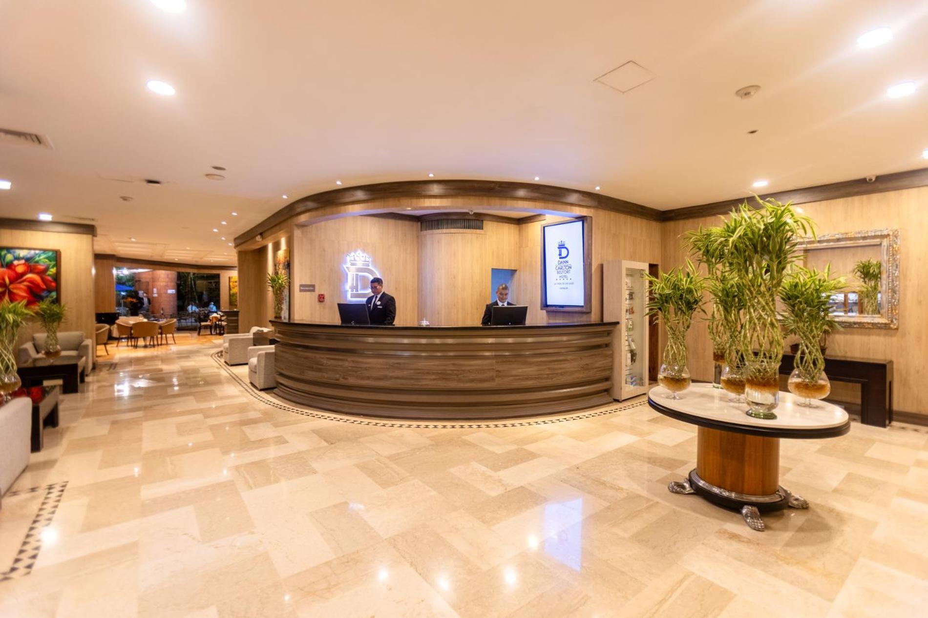 Hotel Dann Carlton Belfort Medellín Kültér fotó Lobby